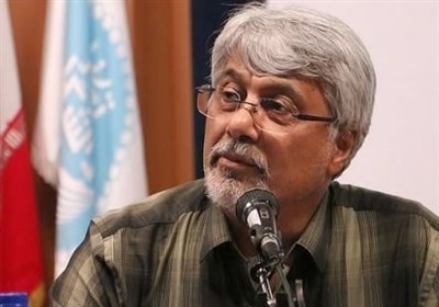 ۱۶ امضاکننده ۱۶ امضاکننده