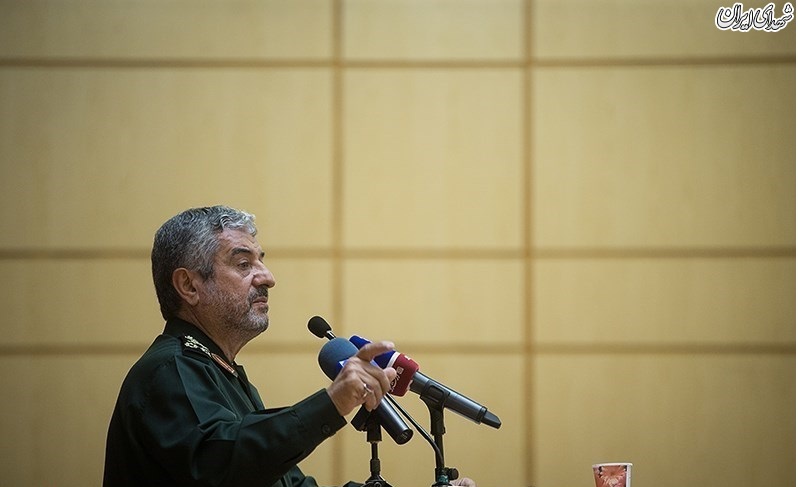 همایش آئین بزرگداشت شهید دکتر مصطفی چمران