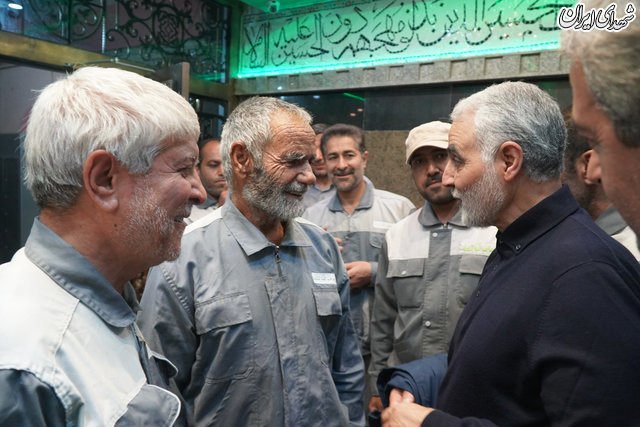 بازدید حاج قاسم از پروژه ترفیع گنبد حرم امام حسین(ع)