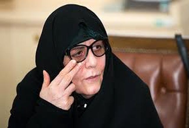 حضور مادر انقلاب در کنگره ملی حزب مهدی کروبی! حضور مادر انقلاب در کنگره ملی حزب مهدی کروبی!