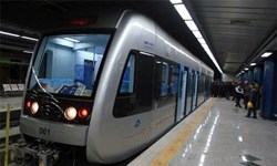 قطار وعدهها برای افتتاح مجدد خط ۷ به مقصد نرسید