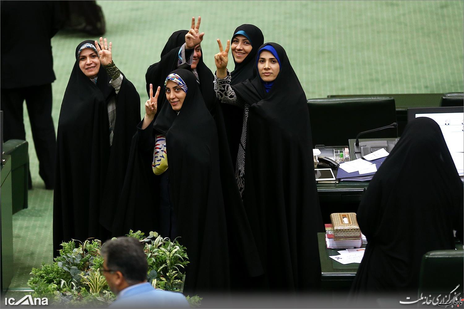 روایت تصویری: پیروزی لاریجانی یا فراکسیون امید؟!