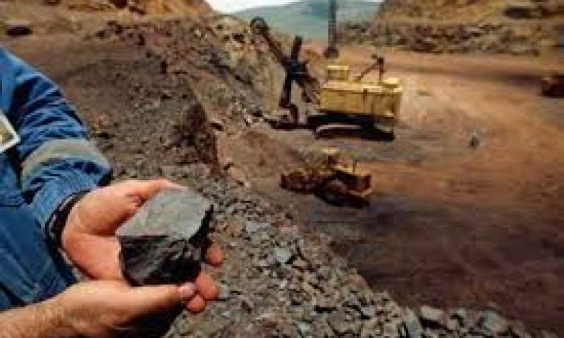 روایت قاضی پور از دست های پشت پرده درباره معدن تکاب روایت قاضی پور از دست های پشت پرده درباره معدن تکاب