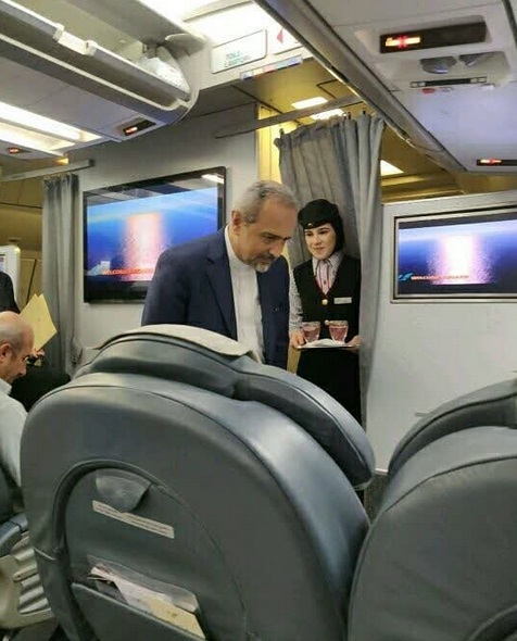 دهن کجی نهاوندیان به حرف اخیر روحانی! + عکس دهن کجی نهاوندیان به حرف اخیر روحانی! + عکس