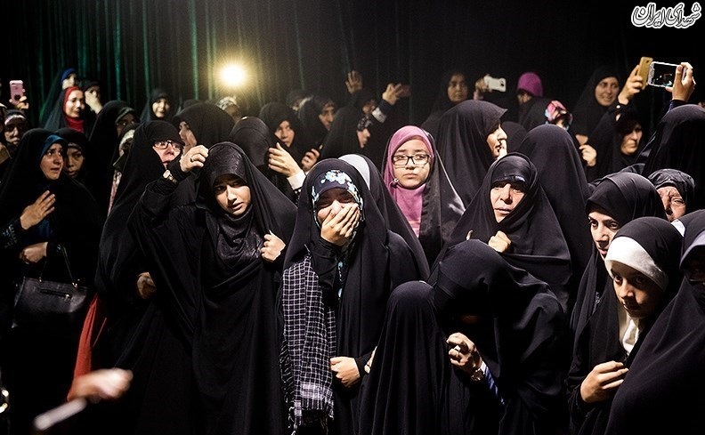 مراسم وداع با پیکر شهید مدافع حرم ابراهیم رشید مراسم وداع با پیکر شهید مدافع حرم ابراهیم رشید