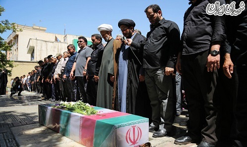 تشییع پیکر شهید محمد عزیزی پس از 37 سال