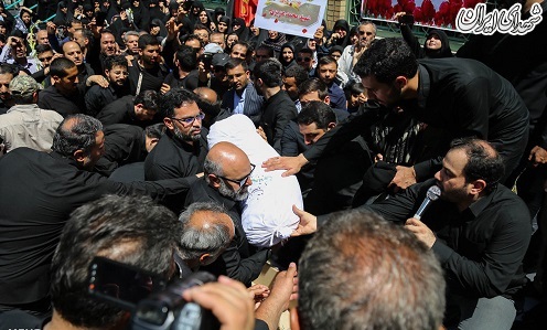 تشییع پیکر شهید محمد عزیزی پس از 37 سال