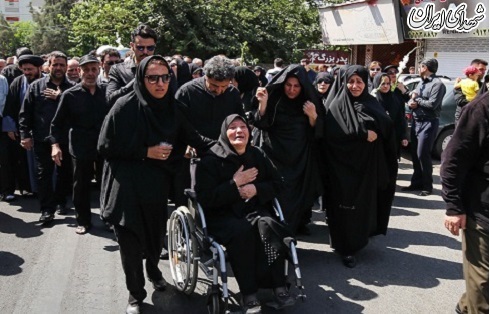 تشییع پیکر شهید محمد عزیزی پس از 37 سال