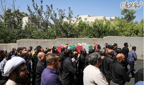 تشییع پیکر شهید محمد عزیزی پس از 37 سال
