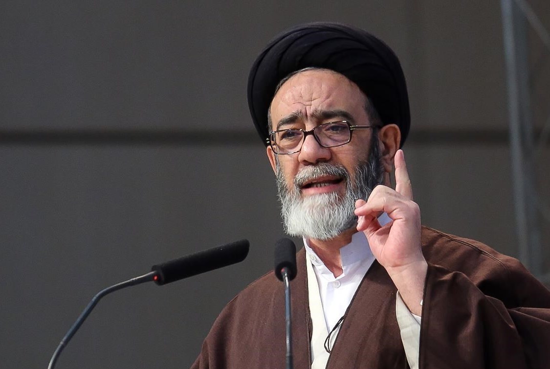 ضرب الاجل امام جمعه تبریز به مسببان جلوگیری از ورود چادری ها به یکی از مدارس ضرب الاجل امام جمعه تبریز به مسببان جلوگیری از ورود چادری ها به یکی از مدارس