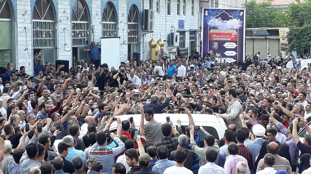 سخنرانی احمدی نژاد در جمع مردم تالش + عکس