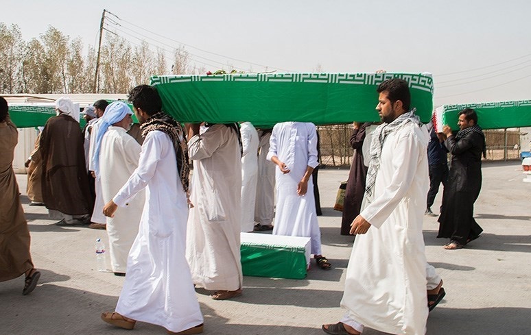 ورود پیکر ۷۵ شهید دفاع مقدس از مرز شلمچه ورود پیکر ۷۵ شهید دفاع مقدس از مرز شلمچه