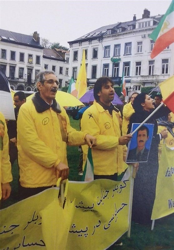 اروپاییها با طناب موساد به چاه منافقین رفتند + عکس اروپاییها با طناب موساد به چاه منافقین رفتند + عکس