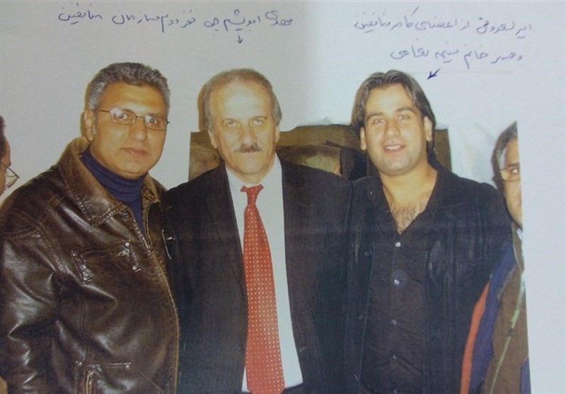 اروپاییها با طناب موساد به چاه منافقین رفتند + عکس اروپاییها با طناب موساد به چاه منافقین رفتند + عکس