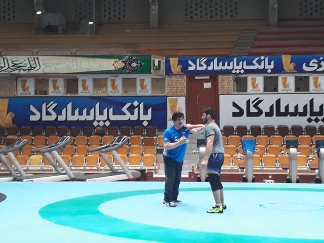سرشاخ شدن خادم با حسن یزدانی در تمرین + عکس