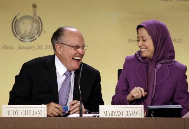 در نشست سالانه سازمان منافقین علیه ایران چه خبر است؟/ مثلث ترور آماده میشود! در نشست سالانه سازمان منافقین علیه ایران چه خبر است؟/ مثلث ترور آماده میشود!