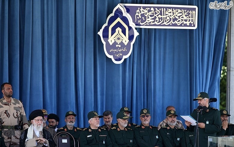 مراسم دانش‌آموختگی دانشجویان دانشگاه امام حسین(ع)