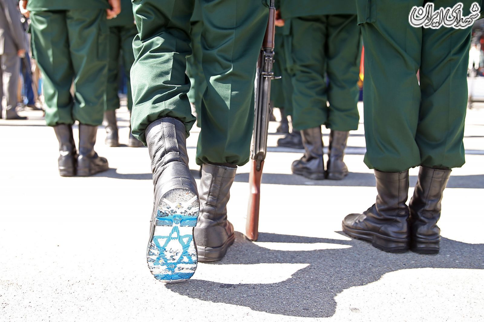مراسم دانش‌آموختگی دانشجویان دانشگاه امام حسین(ع)