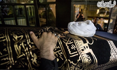 تشییع پیکر مطهر مرحوم آیت الله مرتضی تهرانی تشییع پیکر مطهر مرحوم آیت الله مرتضی تهرانی
