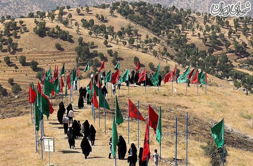 راهیان نور در مناطق عملیاتی غرب کشور راهیان نور در مناطق عملیاتی غرب کشور