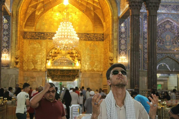 تشرف جانبازان ناجا به حرم مطهر سیدالشهدا+ عکس