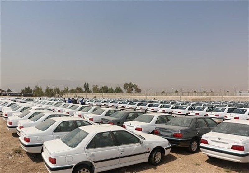 اختفای 1900 خودرو در انبار ایران خودروی شیراز + عکس اختفای 1900 خودرو در انبار ایران خودروی شیراز + عکس