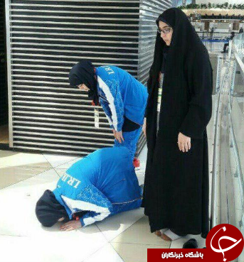نماز ورزشکاران ایرانی سوژه رسانه ها شد + عکس