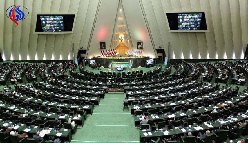 ممنوعیت بکارگیری بازنشستگان در دستگاه‌های اجرایی