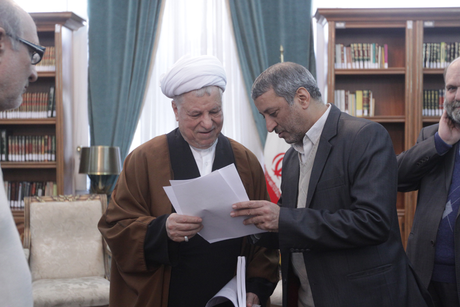 بعد از شهید رجایی محمد خاتمی فقط 