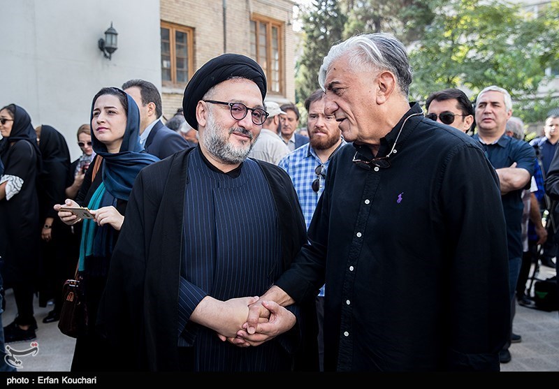 گزارشی از مراسم تشییع پیکر گزارشی از مراسم تشییع پیکر
