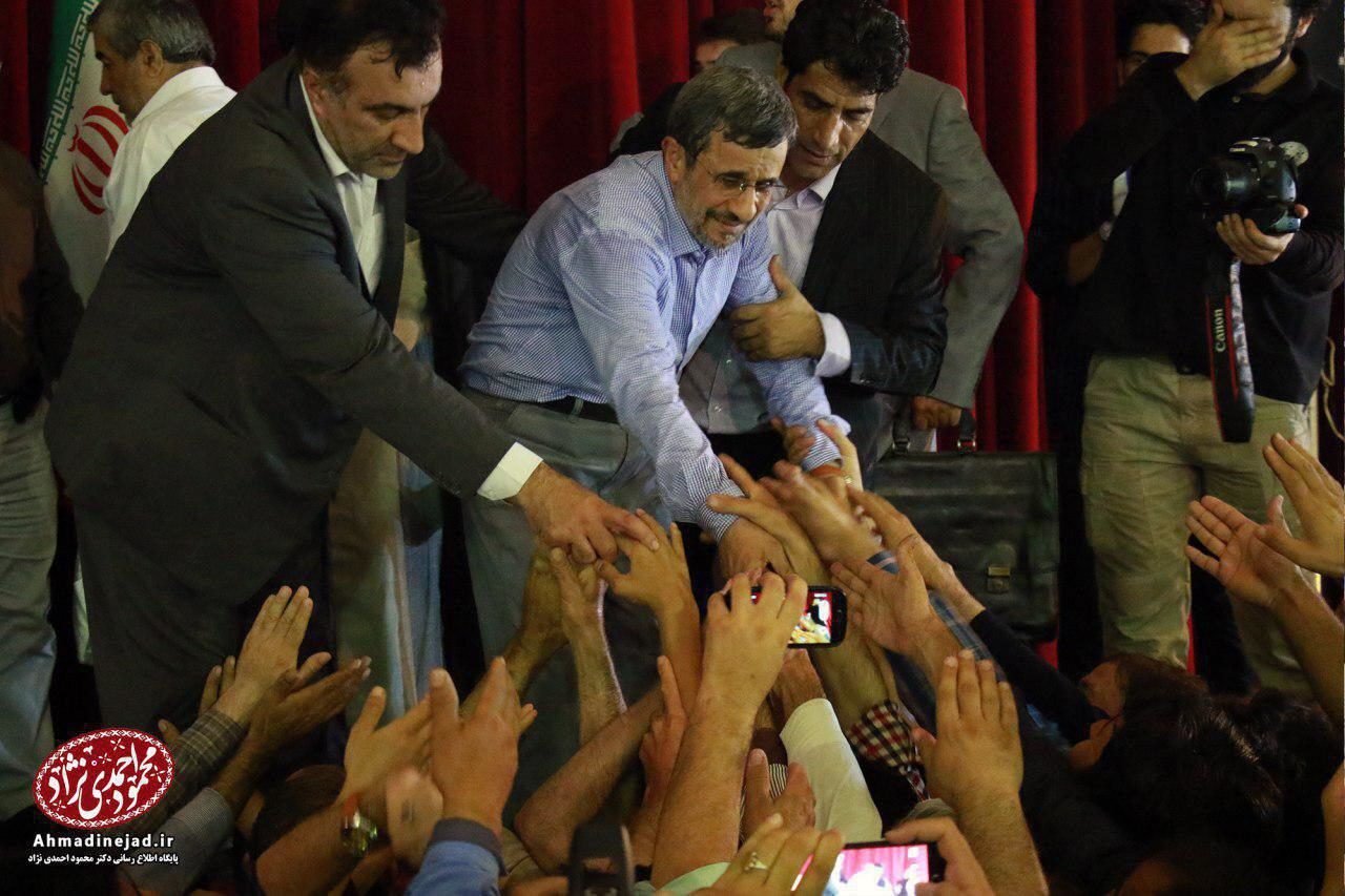 محمود احمدی نژاد به نورآباد لرستان سفر کرد + تصاویر محمود احمدی نژاد به نورآباد لرستان سفر کرد + تصاویر