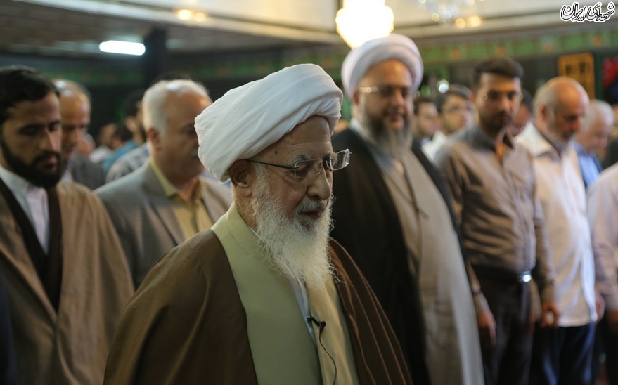 اقامه نماز عید سعید قربان به امامت آیت‌الله جوادی آملی
