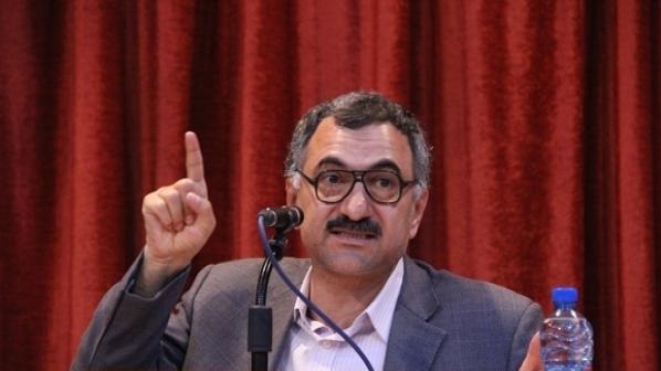 این همه اختیار را به چوب هم داده بودند کاری کرده بود این همه اختیار را به چوب هم داده بودند کاری کرده بود