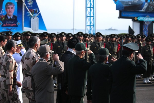 حضور فرمانده معظم کل قوا در دانشگاه علوم دریایی