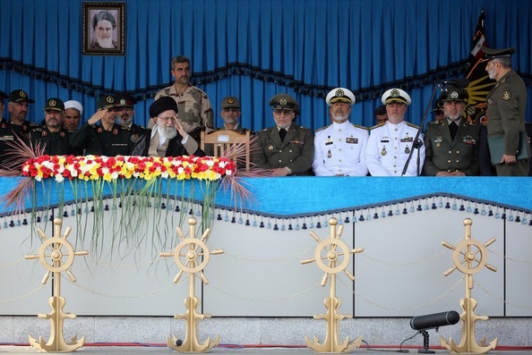 حضور فرمانده معظم کل قوا در دانشگاه علوم دریایی