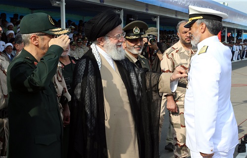 حضور فرمانده معظم کل قوا در دانشگاه علوم دریایی