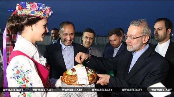 نحوه پذیرایی بانوی بلاروسی از 