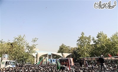 تشییع پیکر مطهر ۱۳۵ شهید دوران دفاع مقدس تشییع پیکر مطهر ۱۳۵ شهید دوران دفاع مقدس