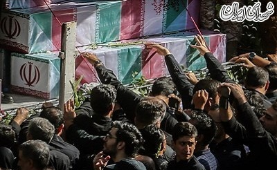 تشییع پیکر مطهر ۱۳۵ شهید دوران دفاع مقدس تشییع پیکر مطهر ۱۳۵ شهید دوران دفاع مقدس