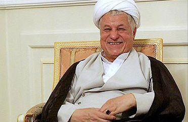 واکنش جالب مرحوم هاشمی به پلاکارد استخر فرح! واکنش جالب مرحوم هاشمی به پلاکارد استخر فرح!