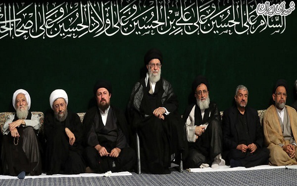 با حضور رهبر معظم انقلاب و در حسینیه امام خمینی(رحمة الله علیه)؛آخرین شب مراسم عزاداری حضرت اباعبدالله الحسین(علیه السّلام) برگزار شد.