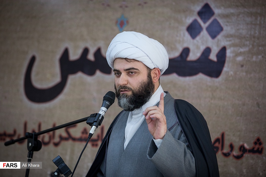 رهبر انقلاب به رئیس جدید سازمان تبلیغات چه گفتند؟ رهبر انقلاب به رئیس جدید سازمان تبلیغات چه گفتند؟