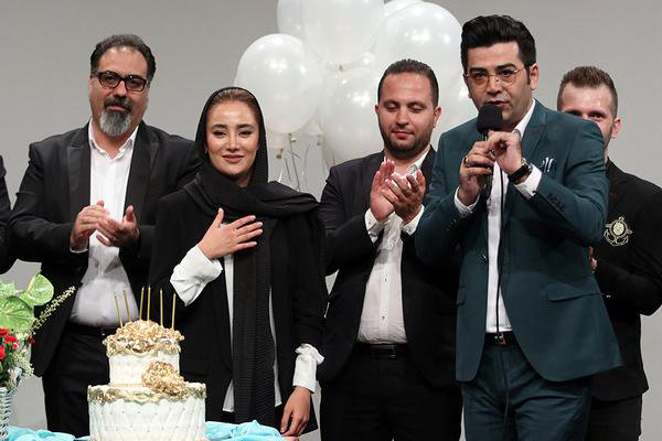 پایتخت ام القرای جهان اسلام رنگ و بوی عیدالله اکبر نمی دهد!/حاتم بخشی شهرداری برای سلبریتی ها! پایتخت ام القرای جهان اسلام رنگ و بوی عیدالله اکبر نمی دهد!/حاتم بخشی شهرداری برای سلبریتی ها!
