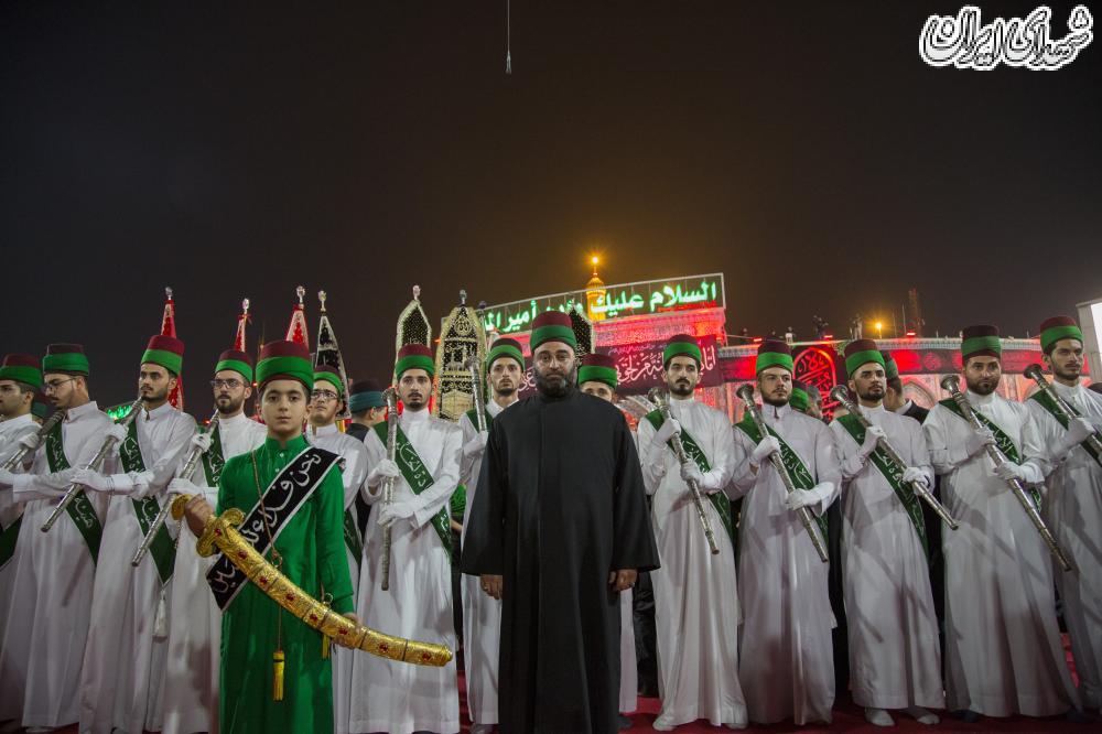 دسته عزاداری سادات حسینی در حرم سید الشهدا(ع)