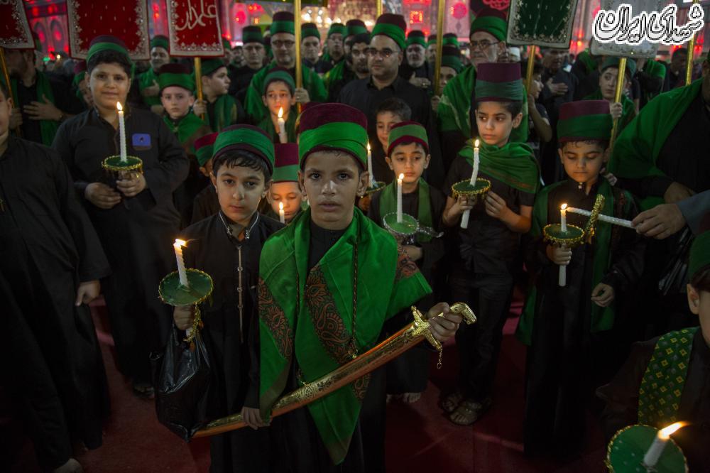 دسته عزاداری سادات حسینی در حرم سید الشهدا(ع)