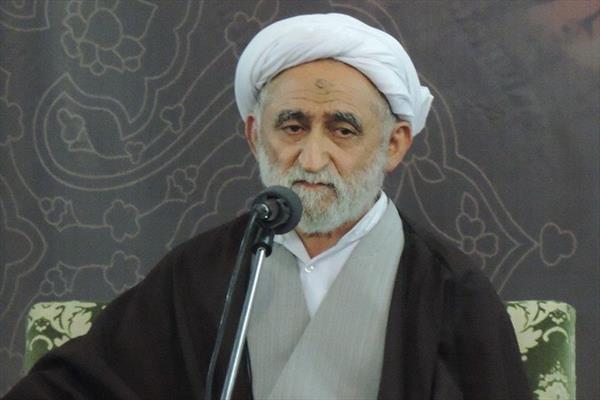 استادی:آقایان مسئول مراقب رفتار و گفتار خود باشید استادی:آقایان مسئول مراقب رفتار و گفتار خود باشید