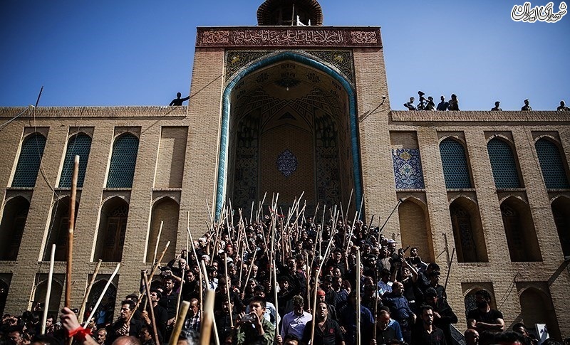 آیین سنتی مذهبی قالی شویان در مشهد اردهال آیین سنتی مذهبی قالی شویان در مشهد اردهال