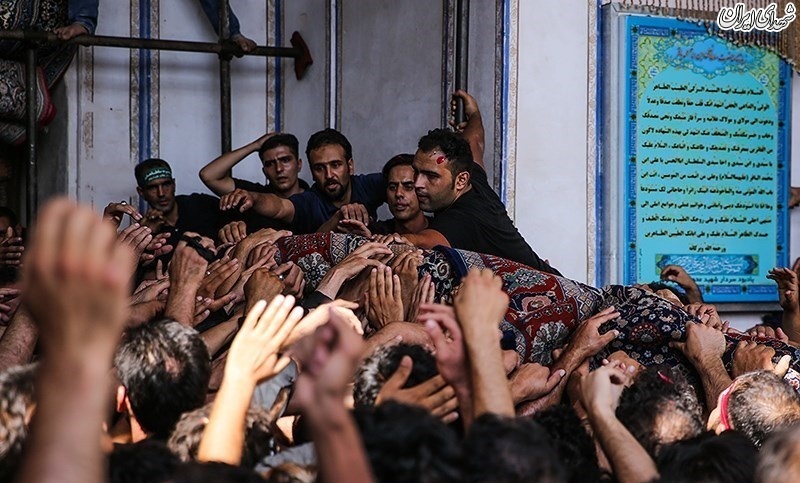 آیین سنتی مذهبی قالی شویان در مشهد اردهال آیین سنتی مذهبی قالی شویان در مشهد اردهال