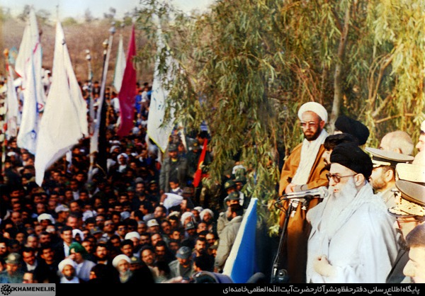 سوال رهبر انقلاب از شهید علم الهدی:شما از سلاح و تجهیزات چه دارید که این گونه...؟ سوال رهبر انقلاب از شهید علم الهدی:شما از سلاح و تجهیزات چه دارید که این گونه...؟
