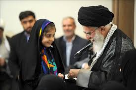 توصیه رهبری درباره قصهگویی و کار هنری برای کودکان توصیه رهبری درباره قصهگویی و کار هنری برای کودکان